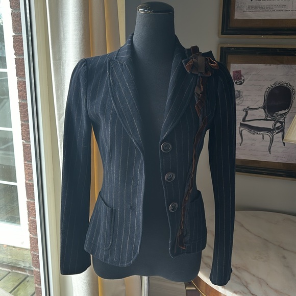 MOSCHINO BLACK BLAZER WITH BURG ANDY BROWN PINSTRIPE VELVET RIBBON BOW TRIM - Picture 5 of 16